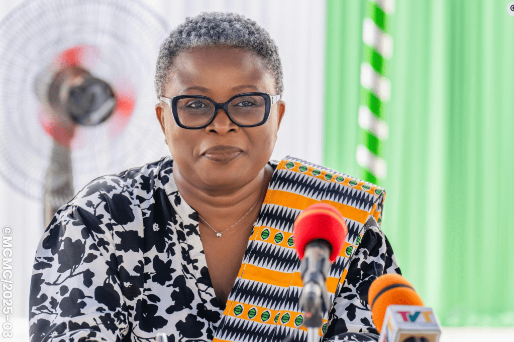 Yawa Kouigan, une ministre togolaise aux compétences politiques et communicationnelles XXL